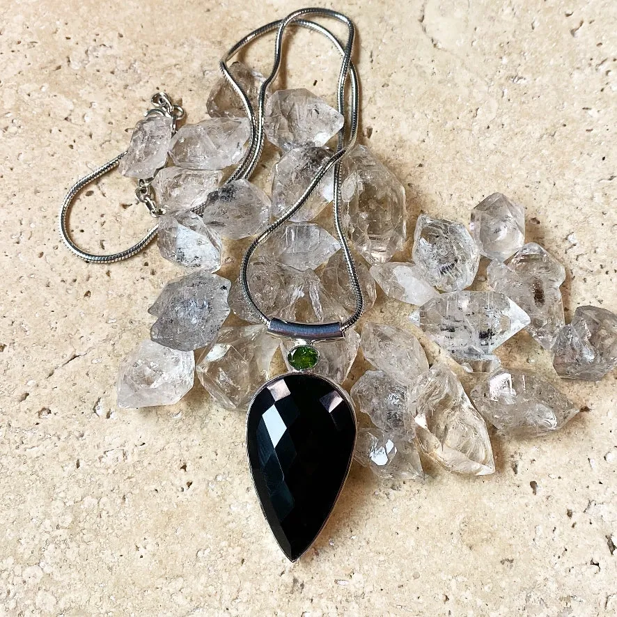 Onyx Teardrop Necklace - Amrita